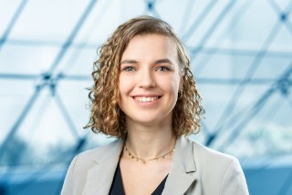 Rebecca Schnelle